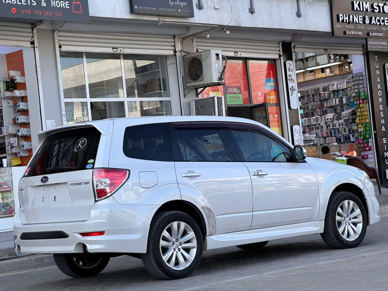 SUBARU FORESTER thumbnail 7